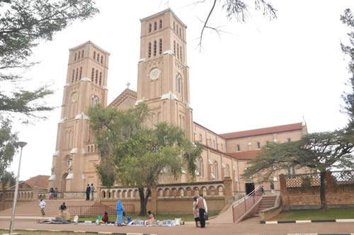 what to see on a Kampala tour